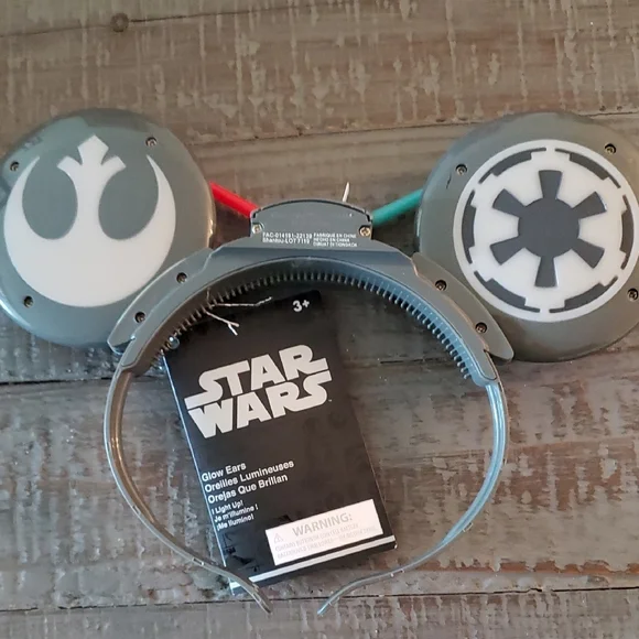 Star Wars Grey Rebel & Empire Light-Up Ears Headband with Red and Teal Sabers - Picture 2 of 2